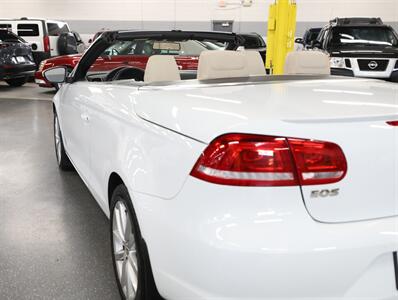 2016 Volkswagen Eos Komfort Edition - Photo 14 - Addison, IL 60101