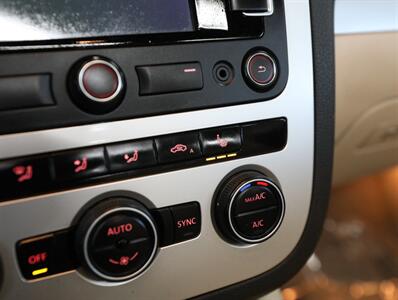 2016 Volkswagen Eos Komfort Edition - Photo 28 - Addison, IL 60101