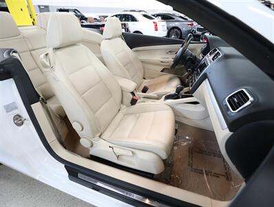 2016 Volkswagen Eos Komfort Edition - Photo 19 - Addison, IL 60101