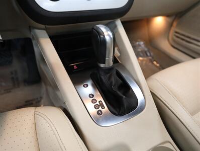 2016 Volkswagen Eos Komfort Edition - Photo 26 - Addison, IL 60101