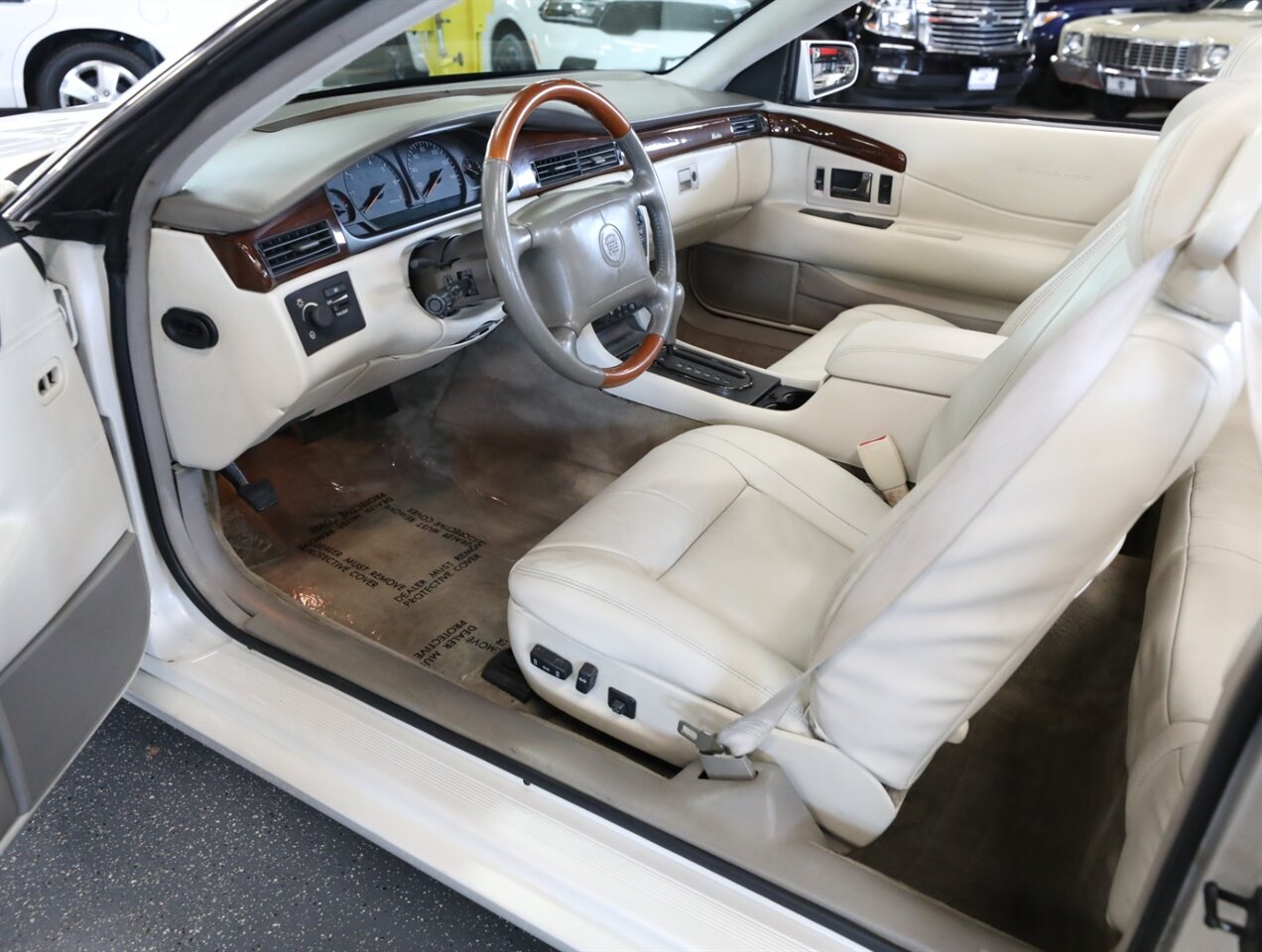 2002 Cadillac Eldorado ESC Convertible - Photo 26 - Addison, IL 60101