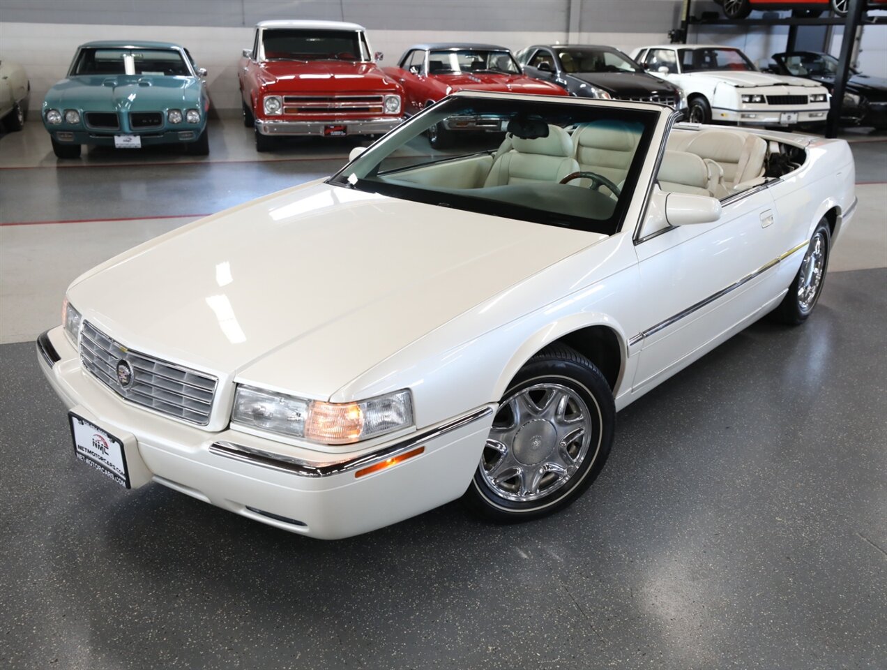 2002 Cadillac Eldorado ESC Convertible - Photo 2 - Addison, IL 60101