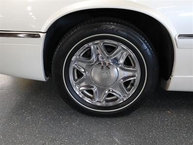 2002 Cadillac Eldorado ESC Convertible - Photo 42 - Addison, IL 60101