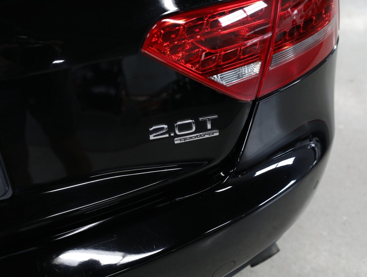 2011 Audi A5 2.0T quattro Premium Plus - Photo 11 - Addison, IL 60101