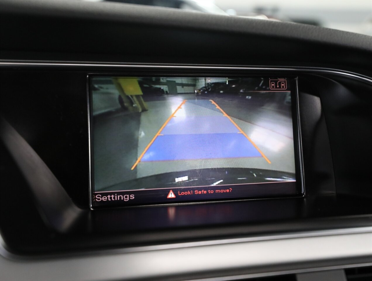 2011 Audi A5 2.0T quattro Premium Plus - Photo 31 - Addison, IL 60101