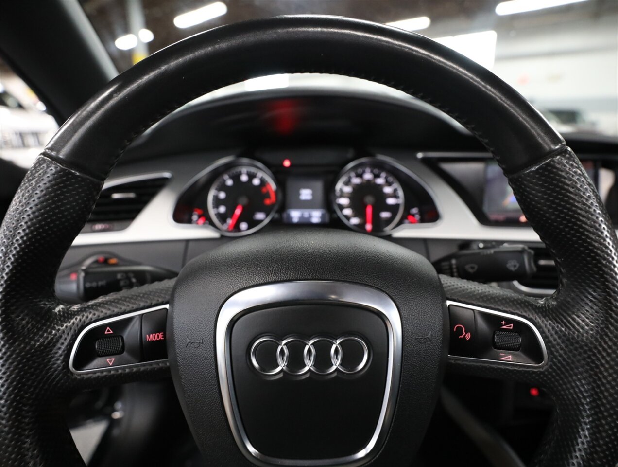 2011 Audi A5 2.0T quattro Premium Plus - Photo 33 - Addison, IL 60101