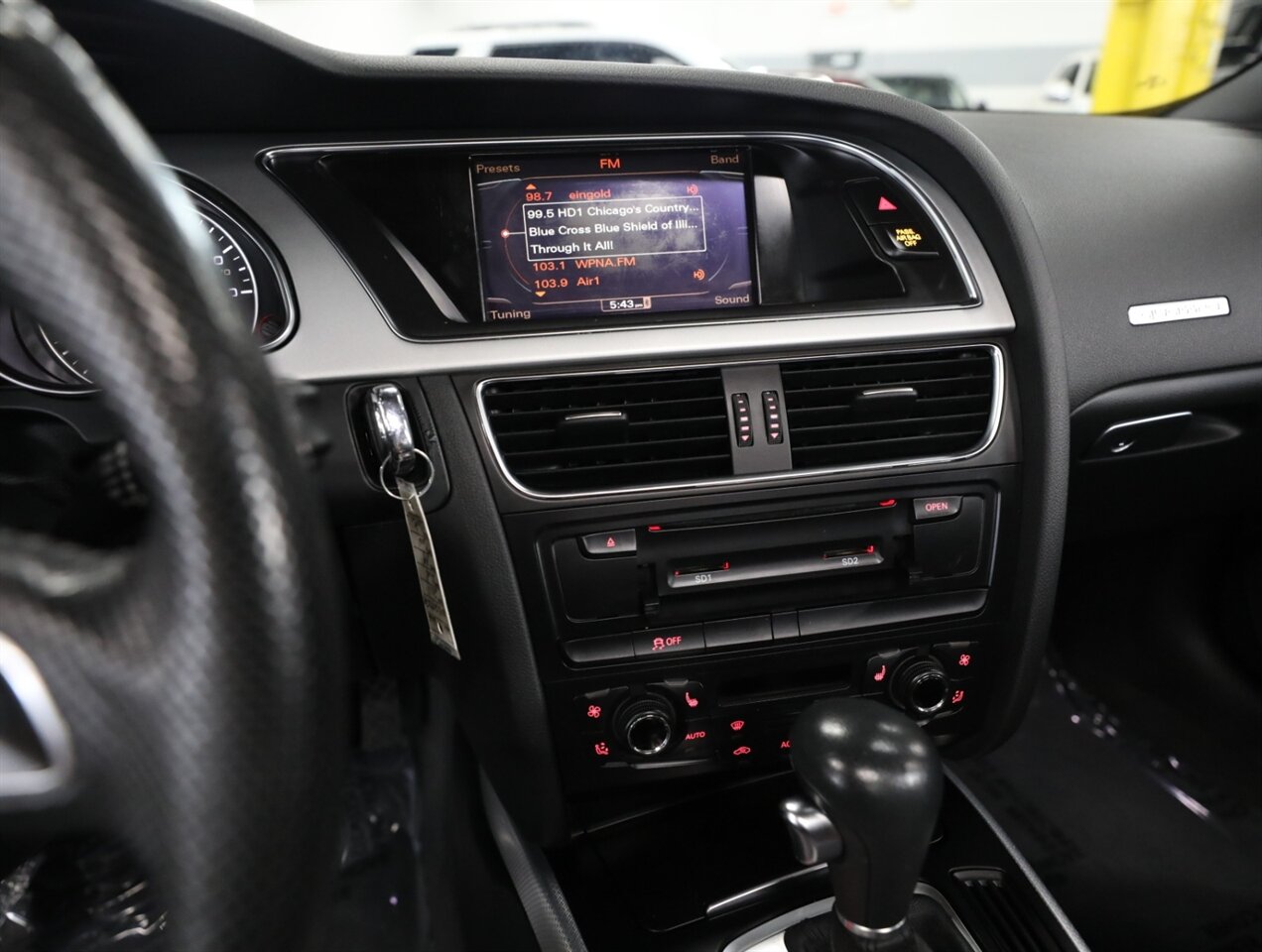 2011 Audi A5 2.0T quattro Premium Plus - Photo 28 - Addison, IL 60101