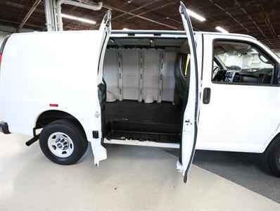 2015 GMC Savana 2500 Cargo Van   - Photo 19 - Addison, IL 60101