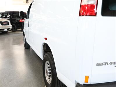 2015 GMC Savana 2500 Cargo Van   - Photo 14 - Addison, IL 60101