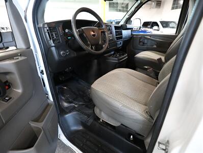 2015 GMC Savana 2500 Cargo Van   - Photo 26 - Addison, IL 60101