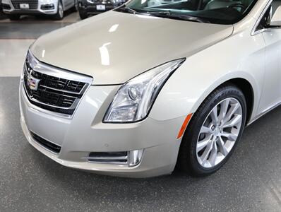 2016 Cadillac XTS Luxury AWD   - Photo 3 - Addison, IL 60101