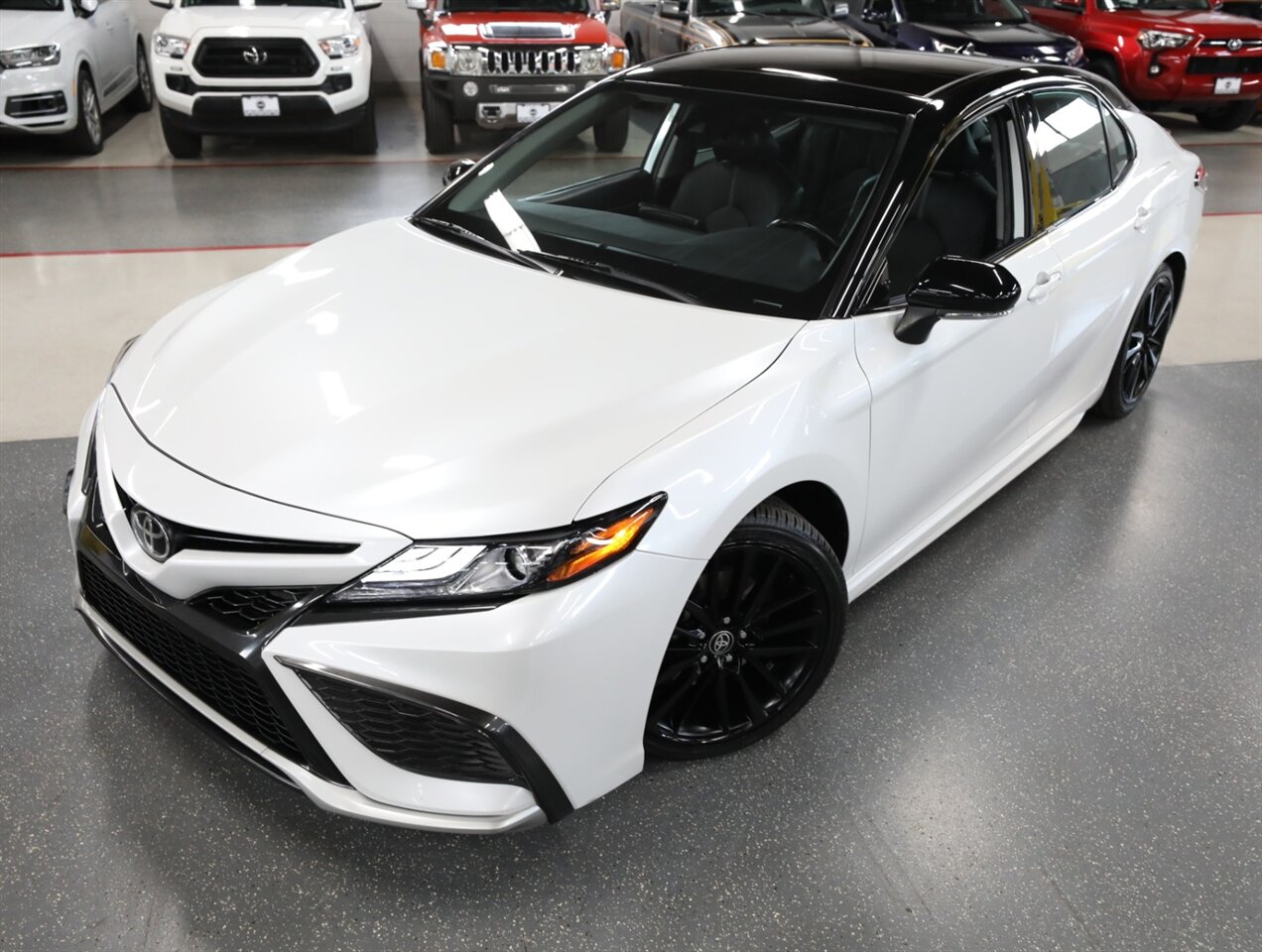 2021 Toyota Camry XSE - Photo 2 - Addison, IL 60101