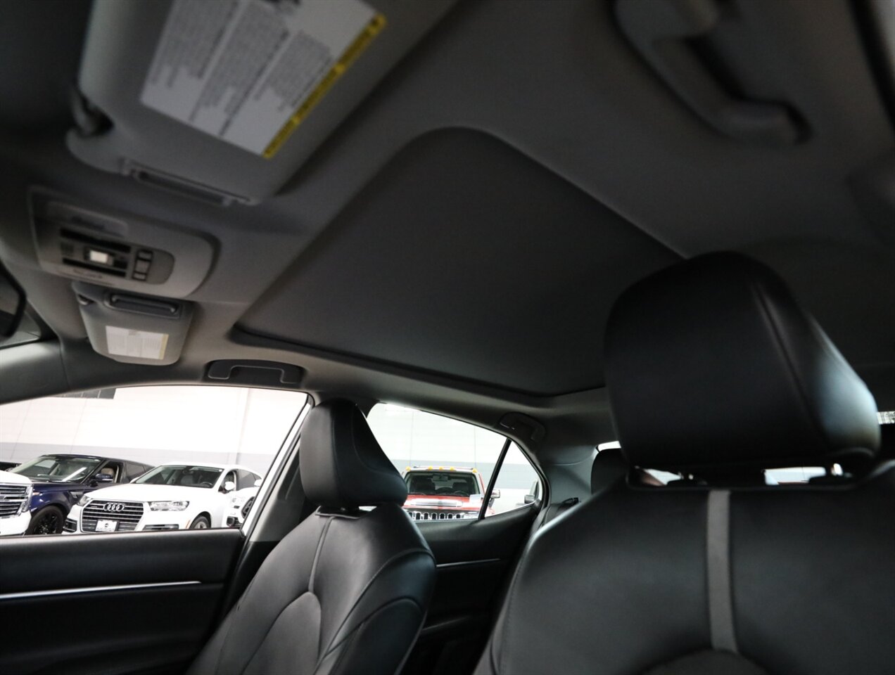 2021 Toyota Camry XSE - Photo 30 - Addison, IL 60101