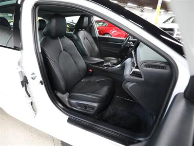 2021 Toyota Camry XSE   - Photo 18 - Addison, IL 60101