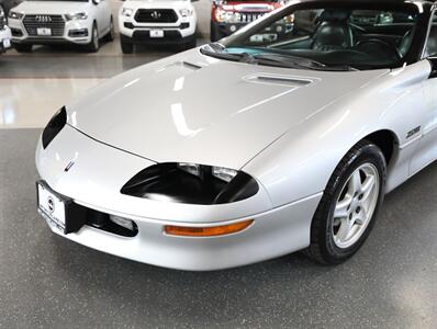 1997 Chevrolet Camaro Z28   - Photo 3 - Addison, IL 60101