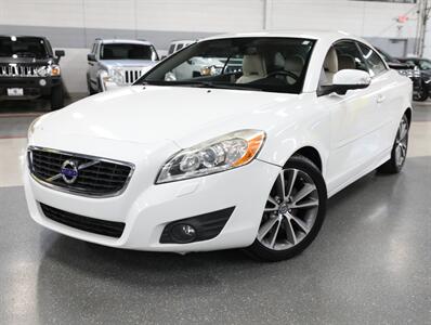 2013 Volvo C70 T5   - Photo 2 - Addison, IL 60101