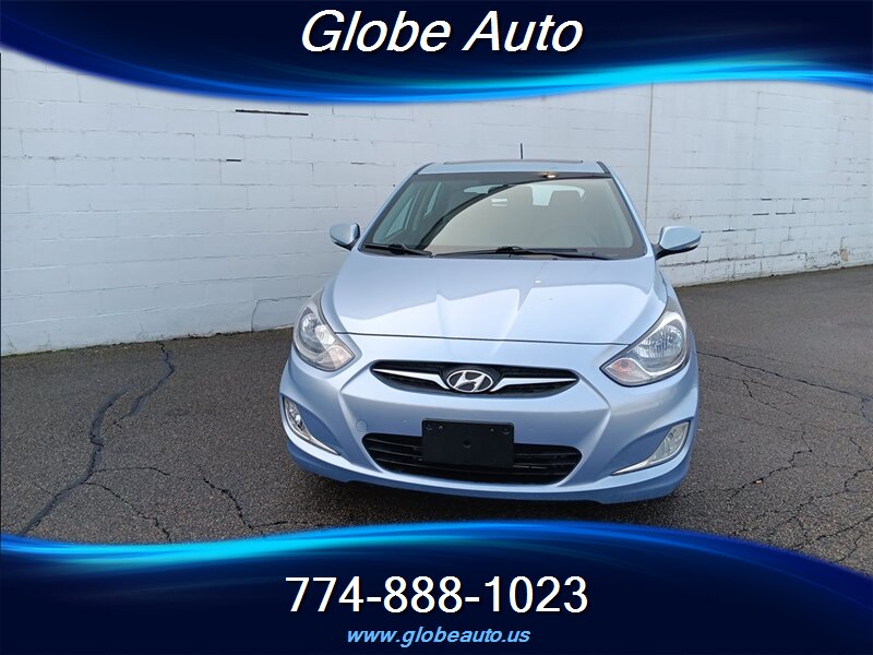 2013 Hyundai ACCENT SE   - Photo 2 - Fall River, MA 02721