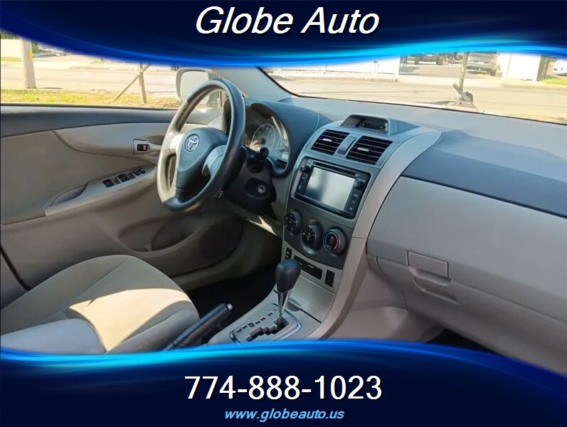 2013 Toyota Corolla LE - Photo 3 - Fall River, MA 02721