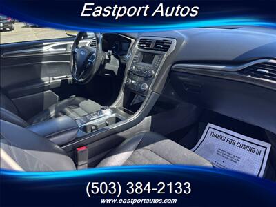 2017 Ford Fusion SE   - Photo 10 - Portland, OR 97266