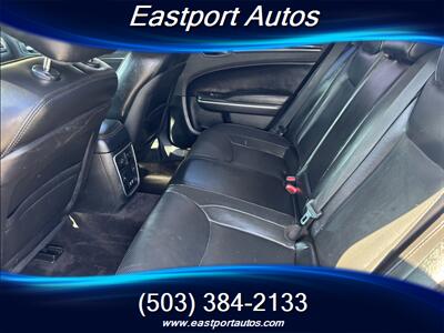 2018 Chrysler 300 Series Limited   - Photo 10 - Portland, OR 97266