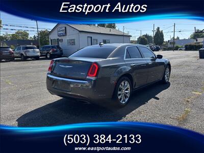2018 Chrysler 300 Series Limited   - Photo 5 - Portland, OR 97266