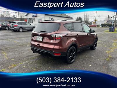 2018 Ford Escape SE   - Photo 6 - Portland, OR 97266