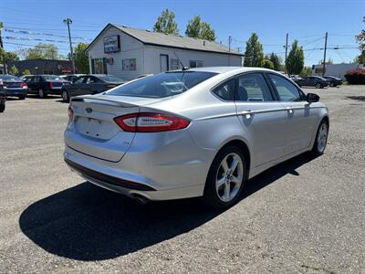 2016 Ford Fusion SE   - Photo 7 - Portland, OR 97266