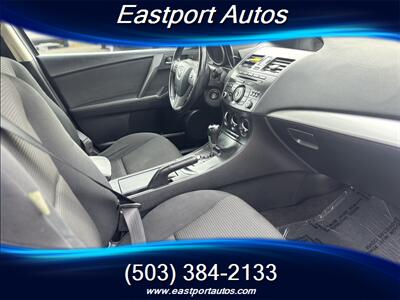 2012 Mazda Mazda3 i Touring   - Photo 10 - Portland, OR 97266