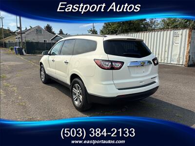 2015 Chevrolet Traverse LT   - Photo 5 - Portland, OR 97266