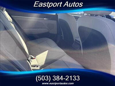 2017 Hyundai ELANTRA SE   - Photo 12 - Portland, OR 97266