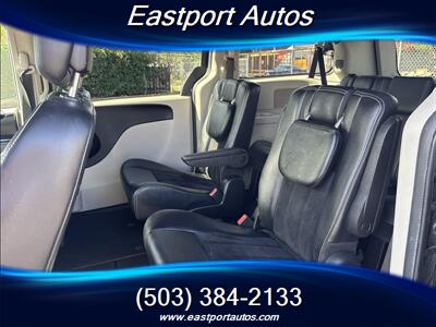 2018 Dodge Grand Caravan SXT   - Photo 11 - Portland, OR 97266