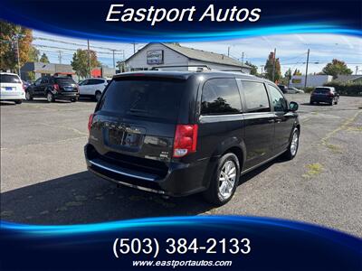 2018 Dodge Grand Caravan SXT   - Photo 5 - Portland, OR 97266