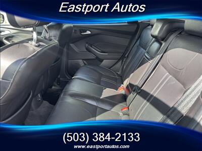 2012 Ford Focus SEL   - Photo 12 - Portland, OR 97266