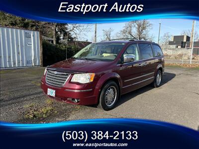 2008 Chrysler Town & Country Limited  