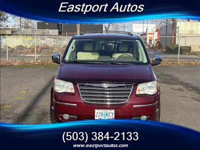 2008 Chrysler Town & Country Limited   - Photo 7 - Portland, OR 97266