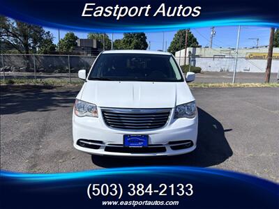 2016 Chrysler Town & Country Touring   - Photo 7 - Portland, OR 97266