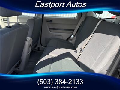 2011 Ford Escape XLS   - Photo 12 - Portland, OR 97266