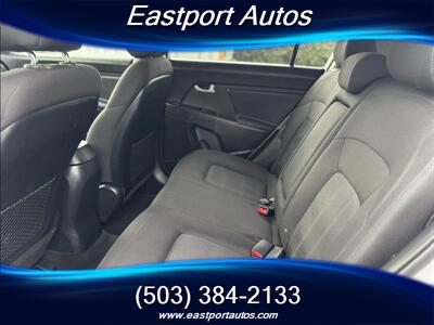 2012 Kia Sportage LX   - Photo 12 - Portland, OR 97266