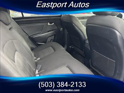 2012 Kia Sportage LX   - Photo 11 - Portland, OR 97266