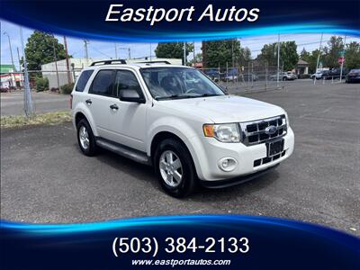 2011 Ford Escape XLT   - Photo 2 - Portland, OR 97266