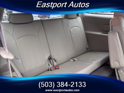 2011 Buick Enclave CXL-1   - Photo 13 - Portland, OR 97266