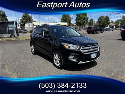 2017 Ford Escape SE   - Photo 1 - Portland, OR 97266