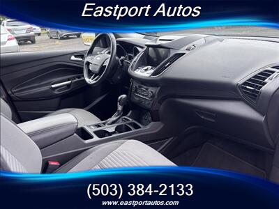 2017 Ford Escape Titanium   - Photo 9 - Portland, OR 97266