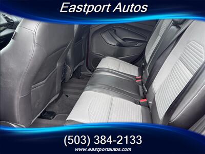 2017 Ford Escape Titanium   - Photo 11 - Portland, OR 97266