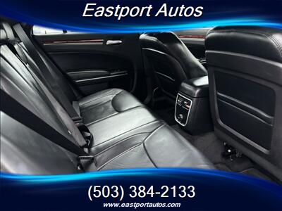 2012 Chrysler 300 Series Limited   - Photo 11 - Portland, OR 97266