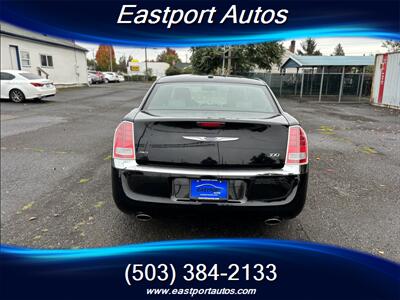 2012 Chrysler 300 Series Limited   - Photo 8 - Portland, OR 97266