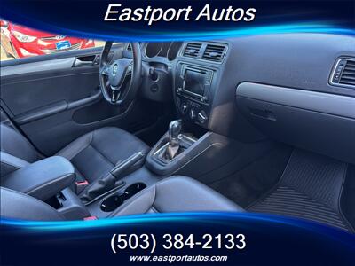 2017 Volkswagen Jetta 1.4T SE   - Photo 10 - Portland, OR 97266