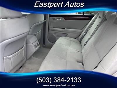 2011 Toyota Avalon   - Photo 12 - Portland, OR 97266