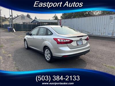 2012 Ford Focus SE   - Photo 6 - Portland, OR 97266