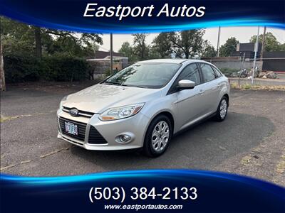 2012 Ford Focus SE   - Photo 2 - Portland, OR 97266
